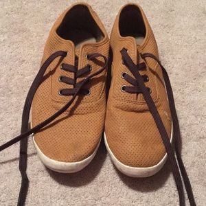 Light brown Aldo shoes.